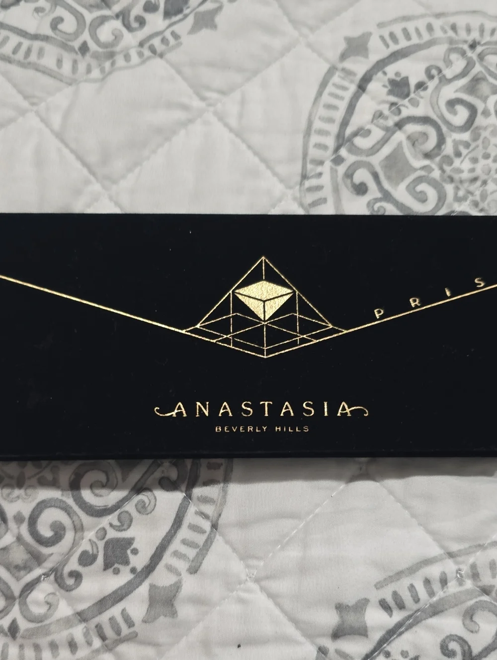 Anastasia Beverly Hills Black & Gold Prism Eyeshadow Palette Case
